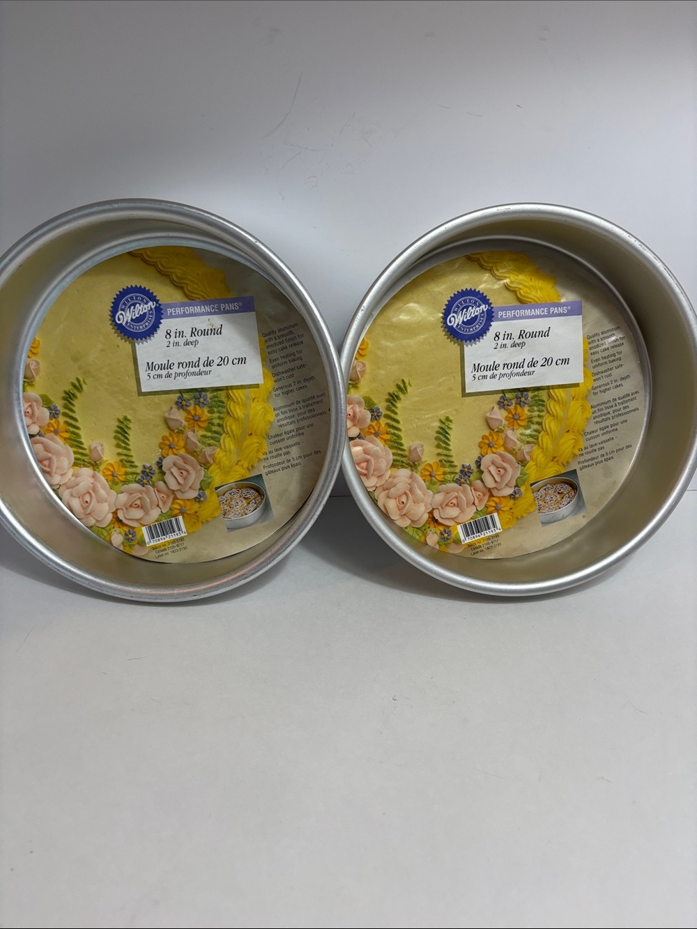 Wilton Silver Round 8 in. Cake Pans - Set of 2